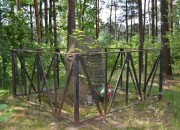 pomnik pomordowanych na Majdanie w Sadownem 2013.07.02.2